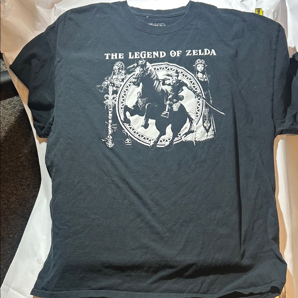 The Legend of Zelda - Black Graphic Tee